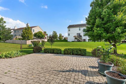 313 Century Dr, Pingree Grove IL  60140-4013 exterior