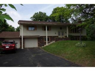 8019 Cheyenne Spur, Chanhassen, MN 55317-9607