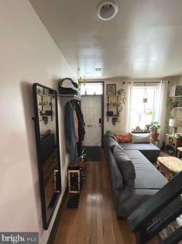 1912 Hope St, Philadelphia, PA 19122-2409