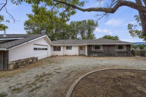 10400 Santa Teresa Blvd, Gilroy, CA 95020-9310