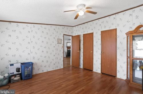 155 Engle Rd, Harpers Ferry WV 25425-4042 exterior