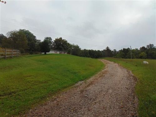 1401 Windyville Rd, Spencer, WV 25276-8613