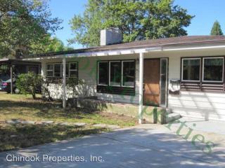 2952 Kincaid St, Eugene OR  97405-4158 exterior