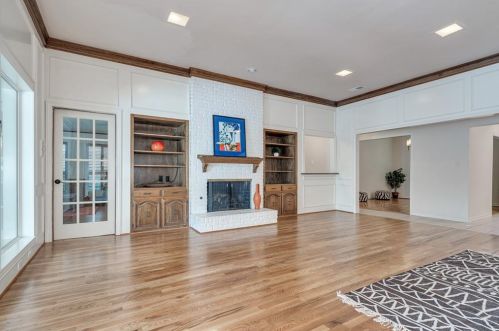 6315 Brook Lake Dr, Dallas TX  75248-3956 exterior