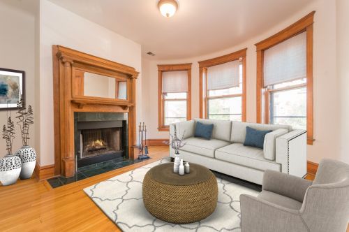 3172 Cambridge Ave, Chicago, IL 60657-4613