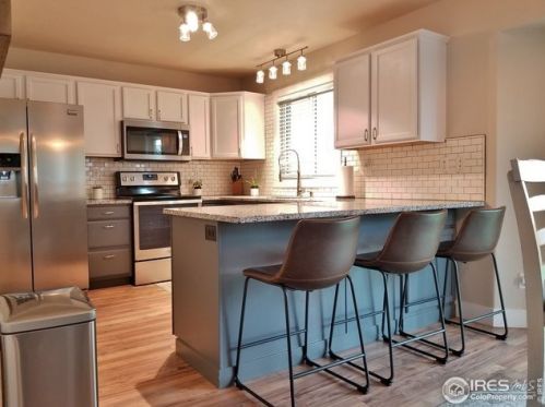 1737 Oxford Dr, Loveland, CO 80538-4398