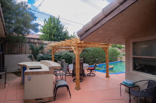 52307 Avenida Vallejo, La Quinta, CA 92253-3261