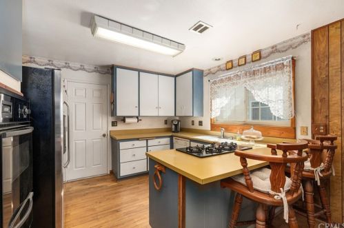 4141 Alderdale Ave, Anaheim CA  92807-2814 exterior