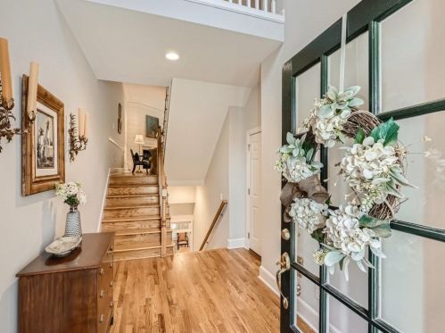 4615 Ivygate Cir, Atlanta, GA 30339-1331