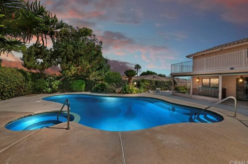 6535 Rycroft Dr, Riverside, CA 92506-5314