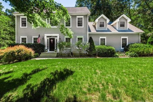 324 Jagger Ln, Hebron, CT 06248-1122