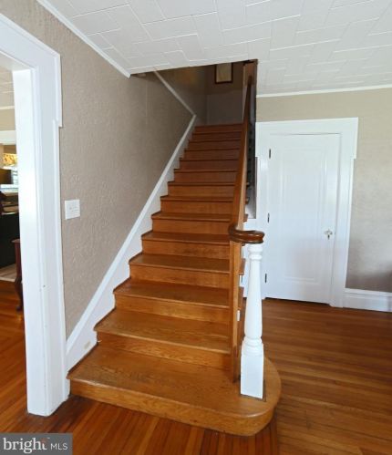 25 Roosevelt Blvd, Lancaster PA  17601-4039 exterior