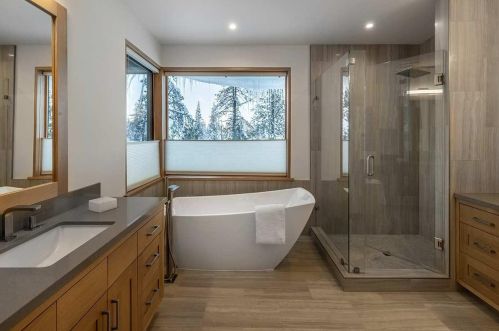 705 John Mckinney, Truckee CA  96161-5190 exterior