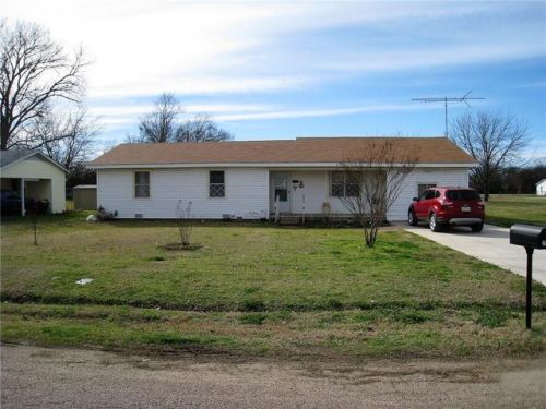 207 Texas St, Whitney, TX 76692-2466