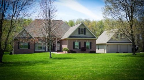 360 Kriess Rd, Renfrew, PA 16053-8408