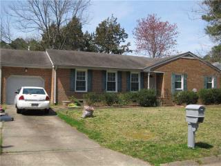 3220 Hemlock Dr, Chesapeake, VA 23321-5430