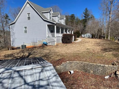 432 Christopher Robin Ln, Dawsonville, GA 30534-8681