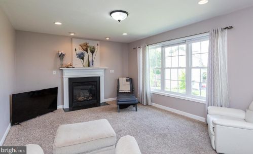 2355 View Rd, Lancaster PA  17602-1844 exterior