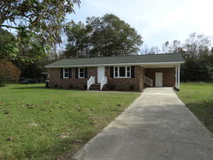 3749 Midway Rd, Maxton, NC 28364-9599