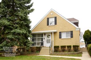 3840 Jarvis Ave, Skokie, IL 60076-3919