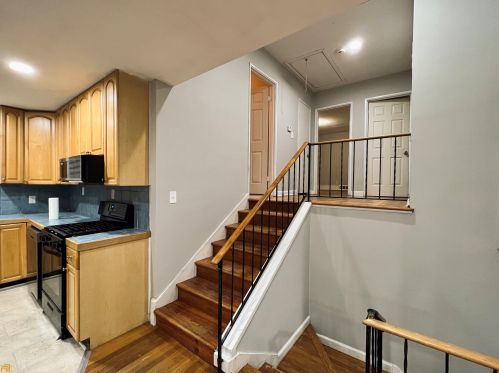 2408 Briarmoor Rd, Atlanta GA  30345-2112 exterior