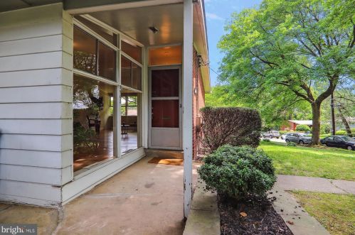 2205 Richland Pl, Silver Spring MD 20910-2331 exterior