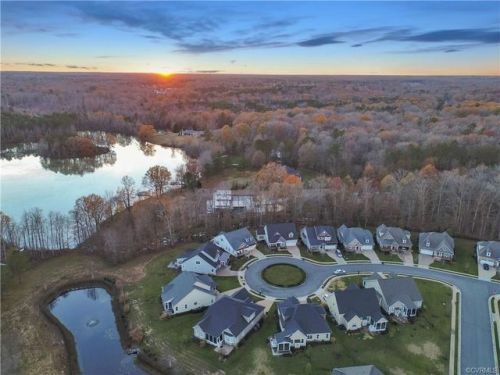 4334 Heron Pointe Ter, Moseley, VA 23120-1395