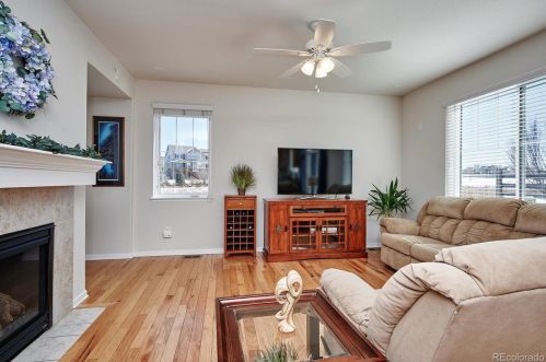 21829 Layton Dr, Aurora CO 80015-4701 exterior