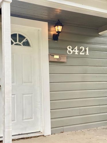 8421 Alto Garden Dr, Dallas, TX 75217-4389
