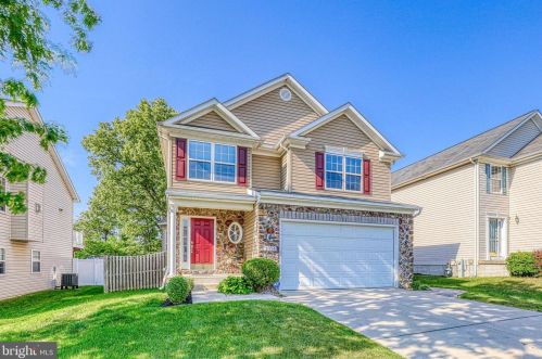 2304 228th St, Riviera Beach, MD 21122-7801
