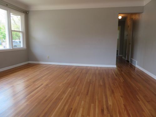 1377 Ames Ave, Saint Paul MN  55106-3518 exterior