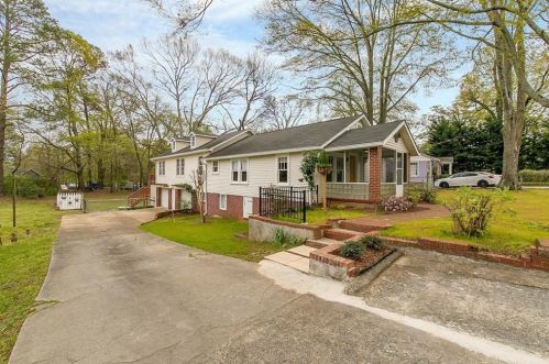 109 Lakewood Rd, Marietta, GA 30008-2617