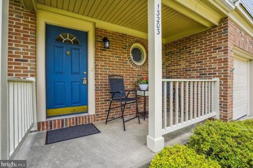 13203 Hughsmith Way, Herndon, VA 20171-4057