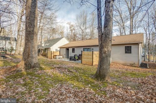606 Mt Pleasant Dr, Locust Grove VA  22508-5112 exterior