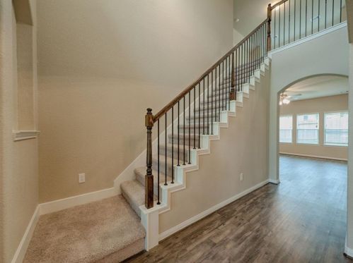 1733 Cindy Ln, Conroe TX  77304-3159 exterior