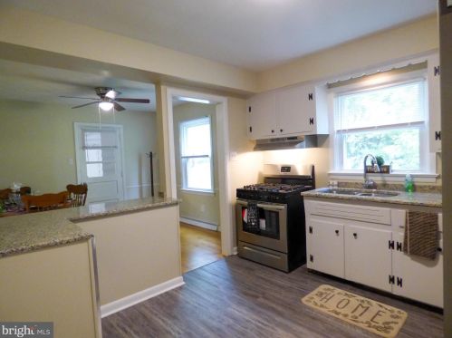 2390 Grandview Rd, York PA  17403-5109 exterior