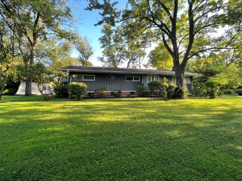 470 Bellaire Ave, Des Plaines, IL 60016-4808