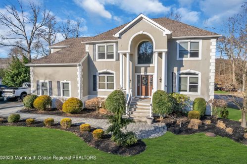 284 Friendship Rd, Wall Township NJ  07731-1970 exterior