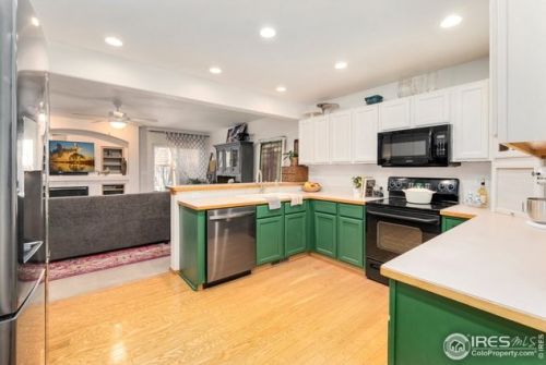 2000 Angelo Dr, Fort Collins CO  80528-6301 exterior