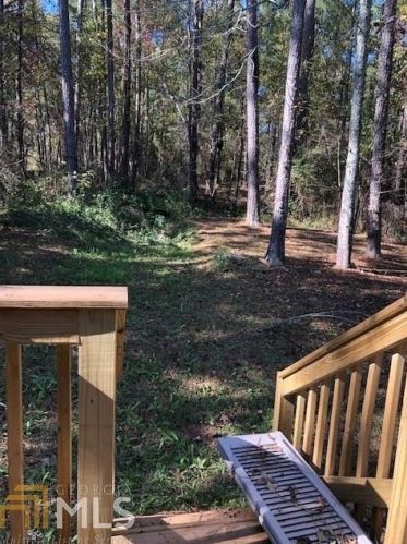 9112 Morris Dr, Porterdale, GA 30014-3722