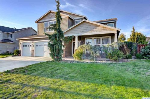 4915 Malaga Dr, Pasco, WA 99301-8261