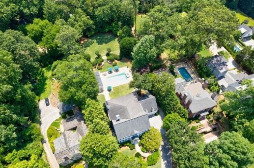 33 Andrews Dr, Atlanta, GA 30305-1313