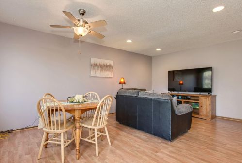 3967 Granada Ave, Saint Paul MN  55128-2847 exterior