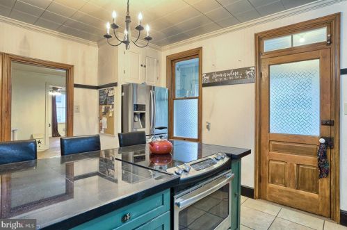 130 B St, Carlisle PA 17013-1907 exterior