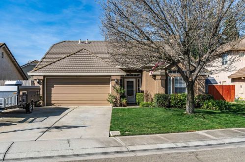 1835 Blackbird Pl, Lodi, CA 95240-8861