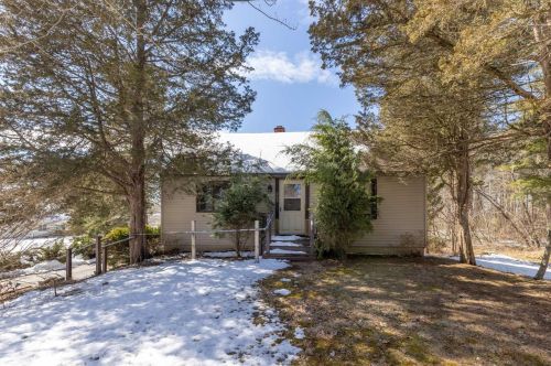 265 Dover Point Rd, Dover, NH 03820-4606