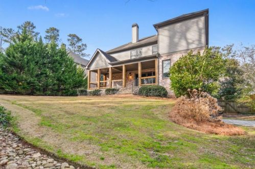 3896 Flowerland Dr, Atlanta GA  exterior