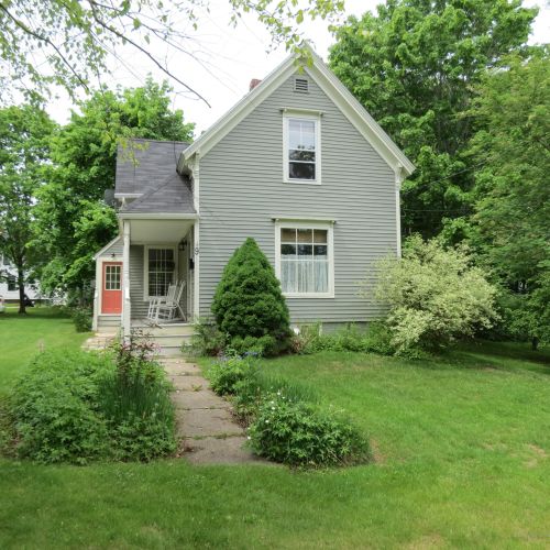 9 Park St, Camden, ME 04843-1818