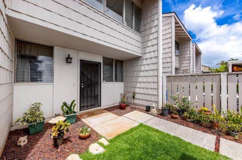 94-360 Hokuala St, Mililani, HI 96789