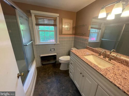 1106 Richmond Rd, Lancaster PA  17603-6126 exterior